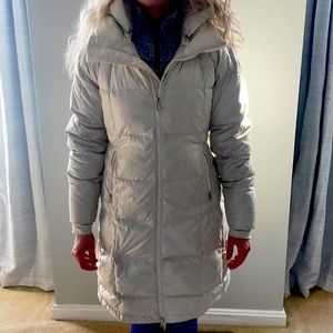 Women’s North Face Parka (Gardenia White) - Small